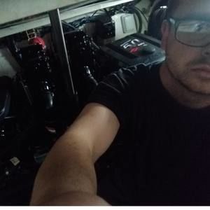 Meet your Posher, Alex